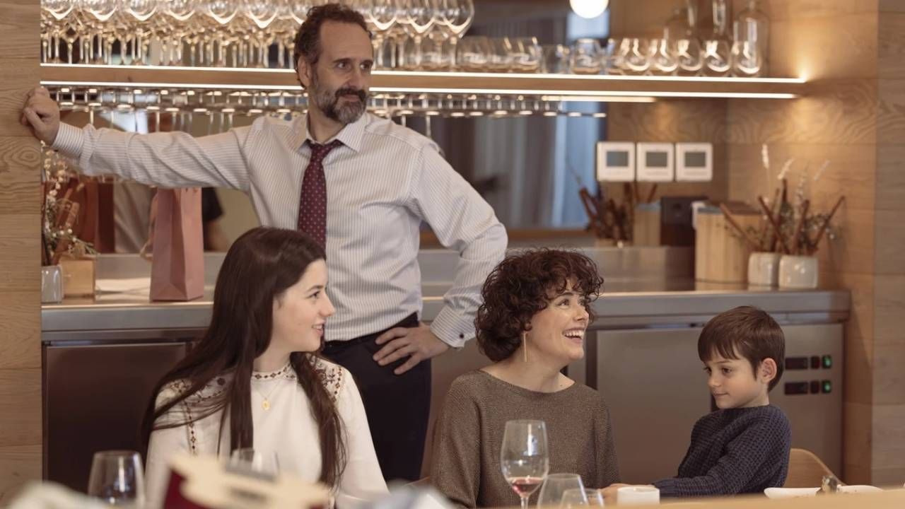 Blanca Soroa, Miguel Garcés y Patricia López Arnaiz en 'Los domingos'