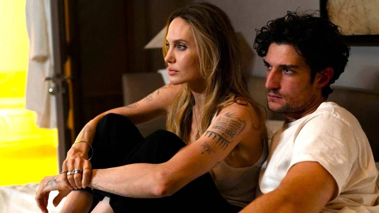 Angelina Jolie y Louis Garrel en 'Couture (Alta costura)'
