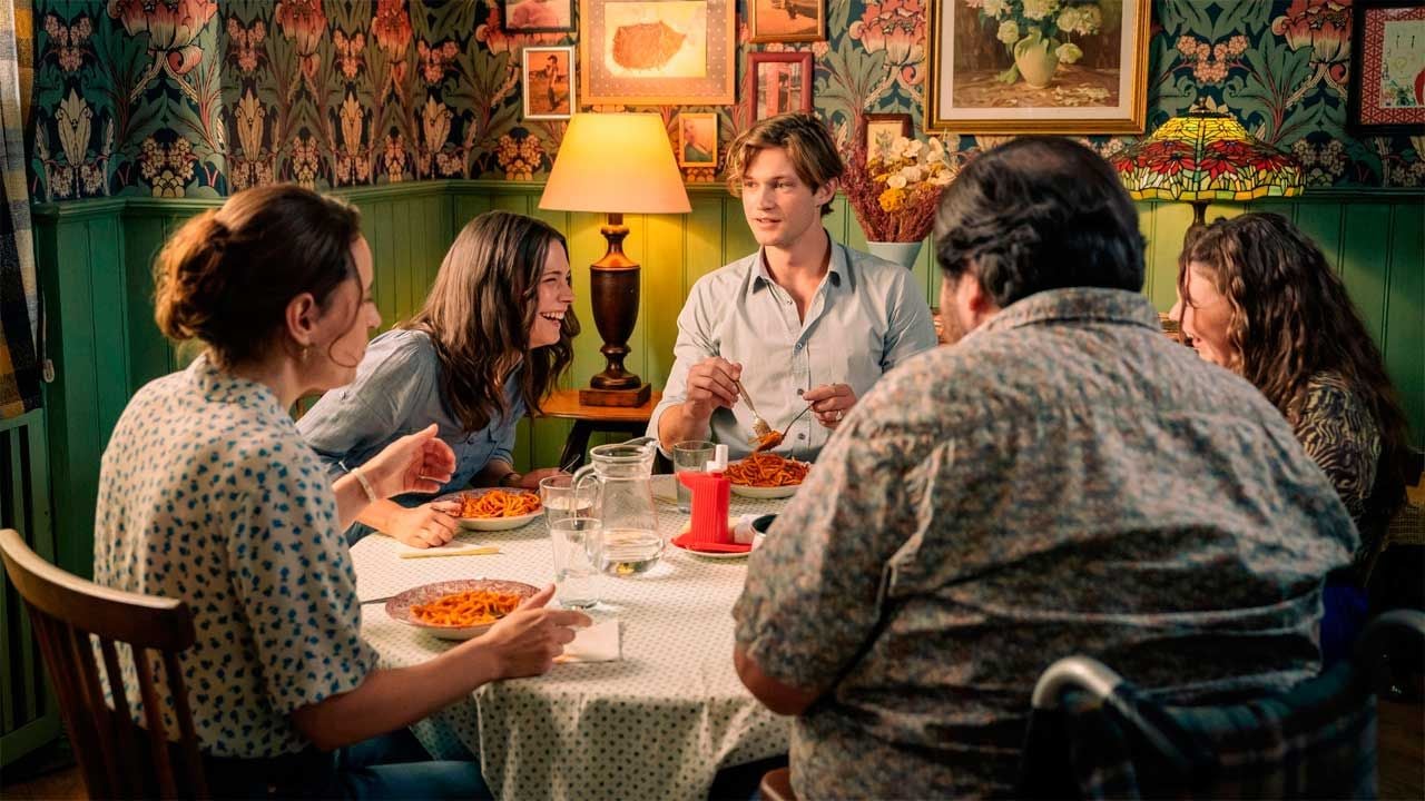 ‘Maxton Hall’ ha cambiado de actriz para uno de sus personajes en la temporada 2: ¿Por qué Julia-Maria Köhler ha abandonado el reparto? ‘Maxton Hall’ ha cambiado de actriz para uno de sus personajes en la temporada 2: ¿Por qué Julia-Maria Köhler ha abandonado el reparto?