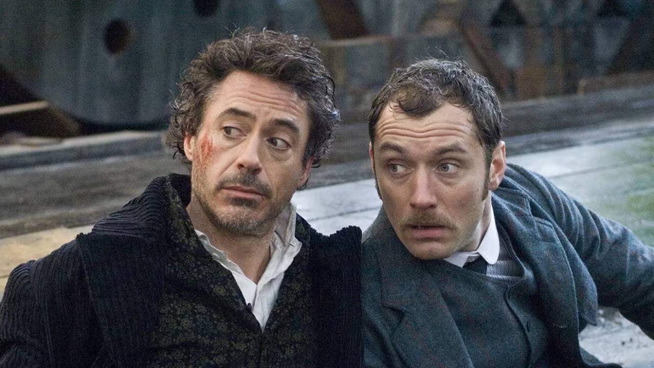 Robert Downey Jr. y Jude Law como Sherlock Holmes y Watson, respectivamente
