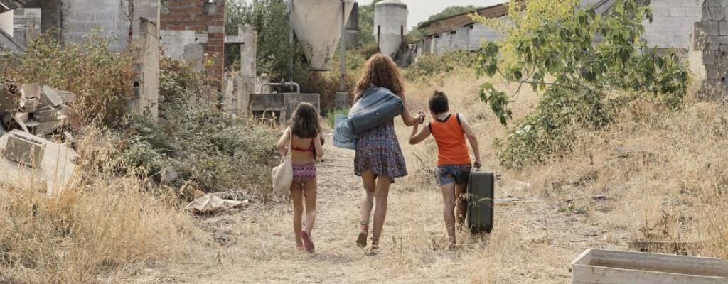 Es, sin ninguna duda, una de las mejores miniseries del siglo XXI y también es española