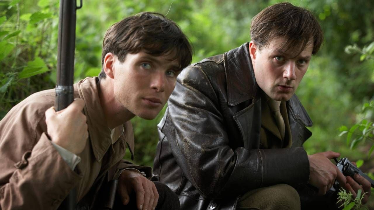 Cillian Murphy y Pádraic Delaney en 'El viento que agita la cebada'
