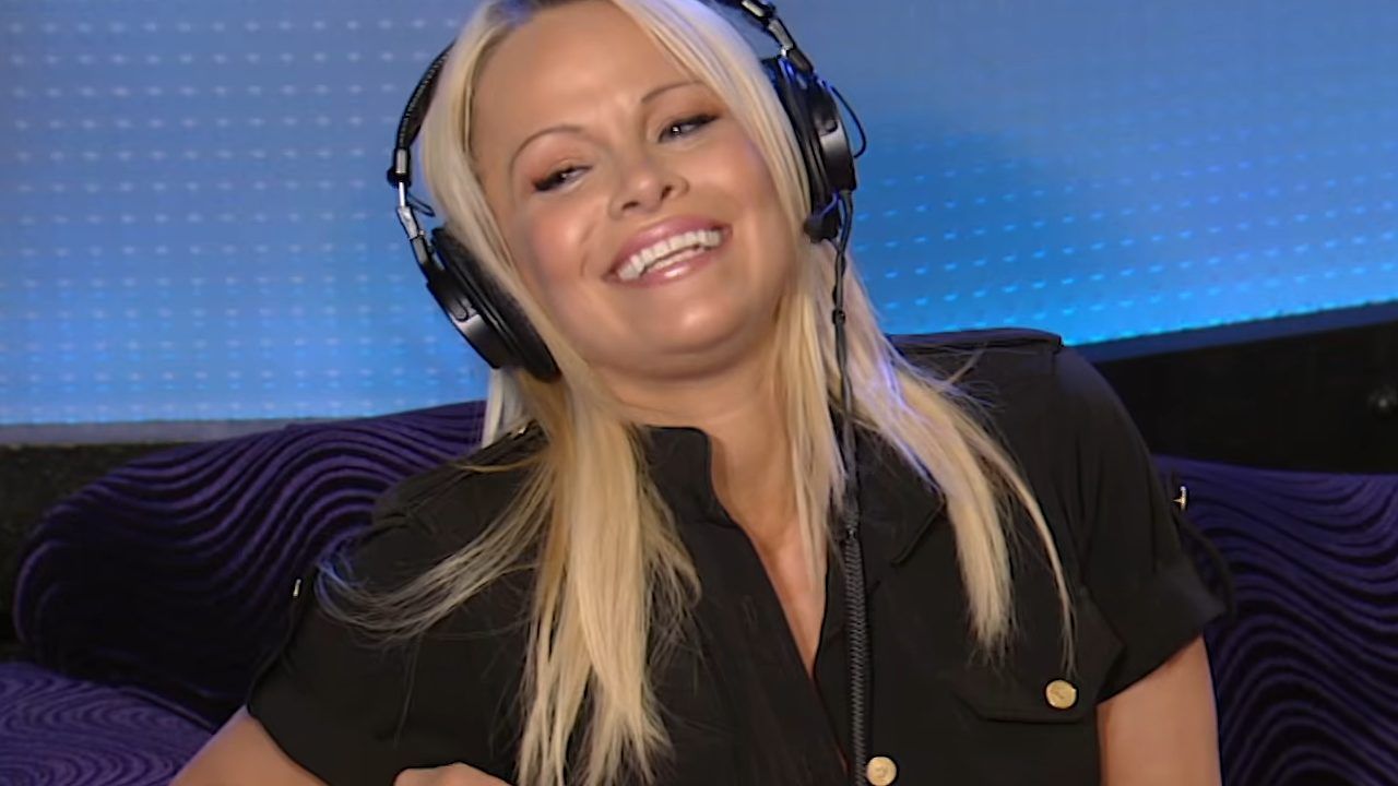 "Déjenla en paz": Pamela Anderson cree que su icónica serie de los 90 era perfecta para su época y el 'remake' no era necesario