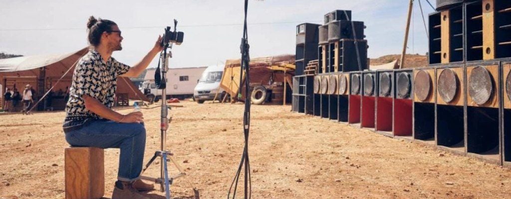 Construir un templo para bailar: Así se recreó el hipnótico "muro de sonido" de 'Sirât' que ahora opta a un premio Oscar