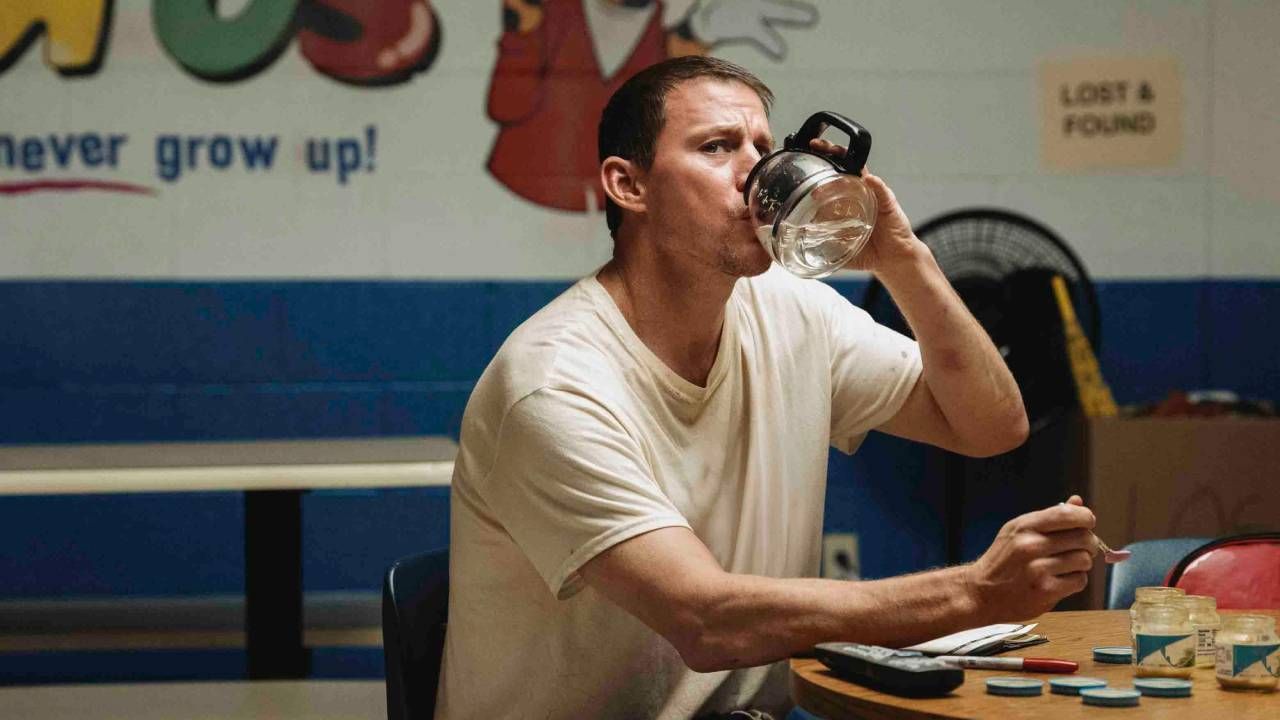 Channing Tatum como Jeffrey Manchester en 'Roofman: Un ladrón en el tejado'