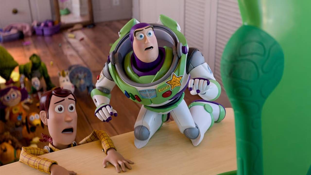 Woody y Buzz en 'Toy Story 5'