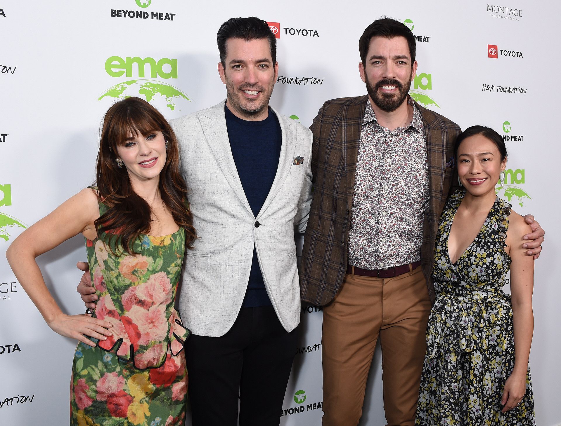 Los hermanos Scott junto a sus parejas.