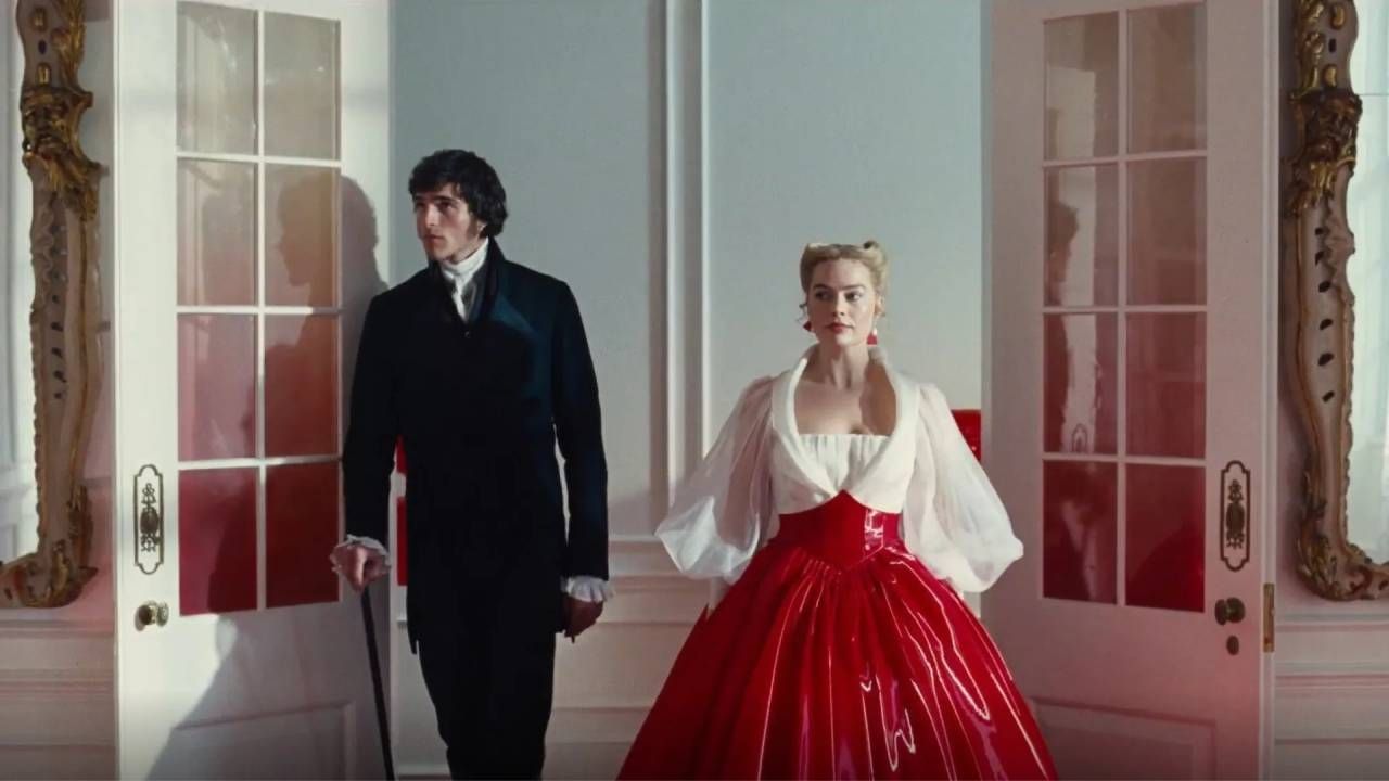 Jacob Elordi como Heathcliff y Margot Robbie como Catherine en 'Cumbres borrascosas'