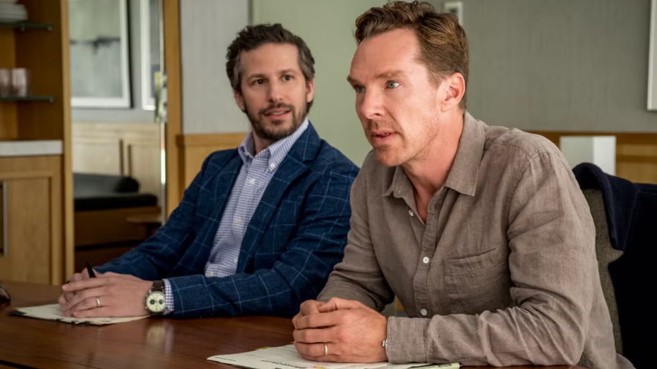 Andy Samberg y Benedict Cumberbatch en 'Los Rose'