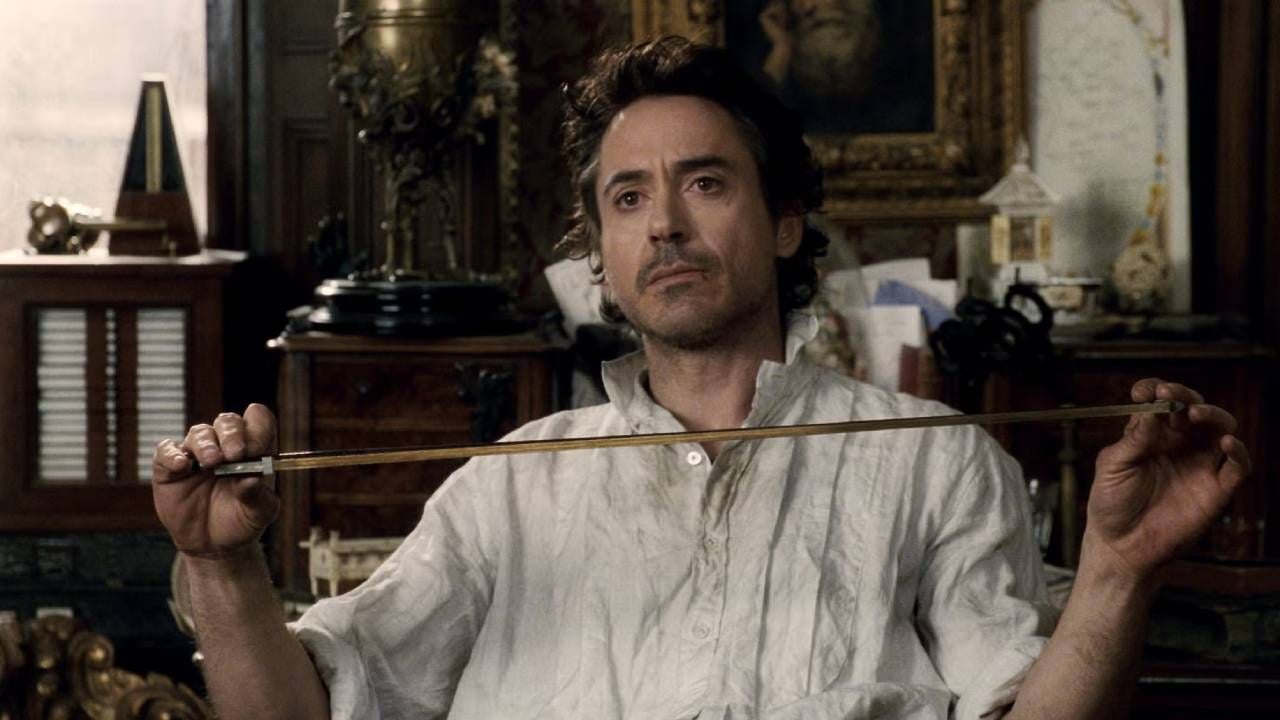 Robert Downey Jr. como Sherlock Holmes