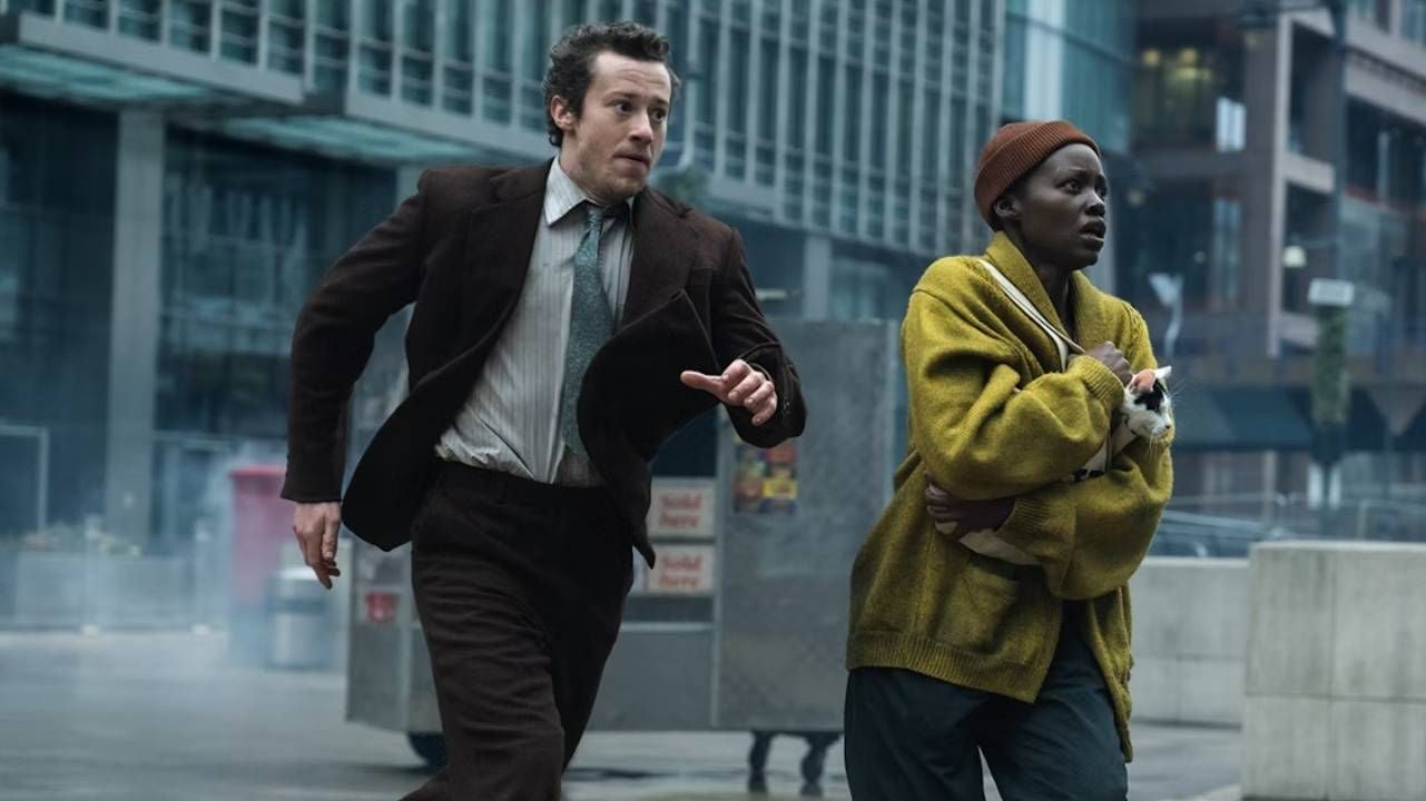 Joseph Quinn como Eric y Lupita Nyong'o como Sam en 'Un lugar tranquilo: Día uno'