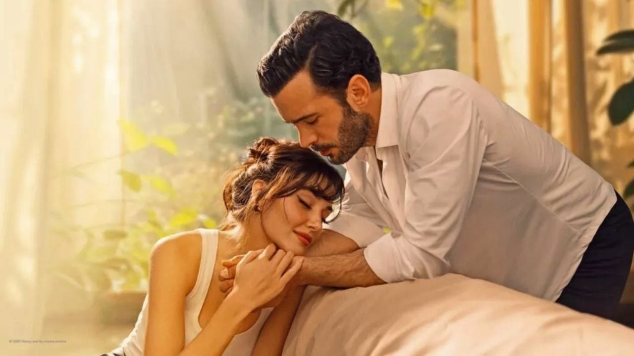 La serie más esperada de Hande Erçel ya se puede disfrutar en España: una comedia romántica junto a Baris Arduç