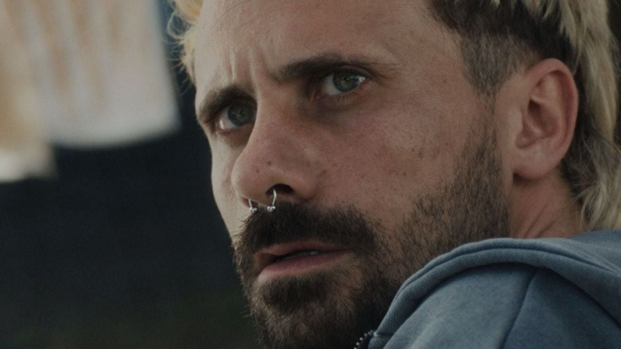 "¿Cuándo tú tienes una inestabilidad laboral, qué tipo de estabilidad de afectos puedes tener?": 'Esta soledad', la nueva película de Javi Giner ('Yo, adicto')