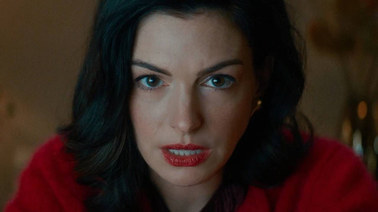 Anne Hathaway como Verity