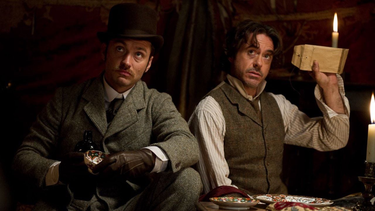 Jude Law como Watson y Robert Downey Jr. como Sherlock Holmes