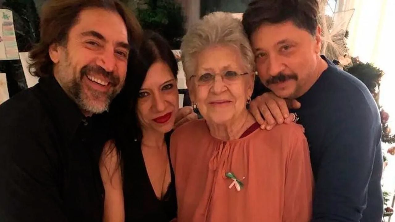 Carlos Bardem: "Comimos con los abrigos puestos, pero nunca pasamos hambre por los ovarios de nuestra madre"