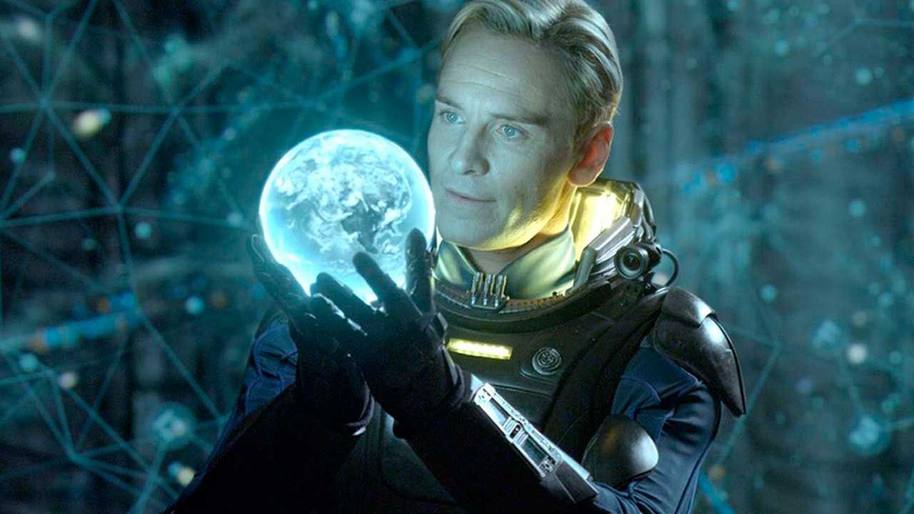"Las IA pueden descontrolarse. Y si lo hacen, es como una bomba": Ridley Scott prepara una nueva 'Alien' sobre el personaje de Michael Fassbender