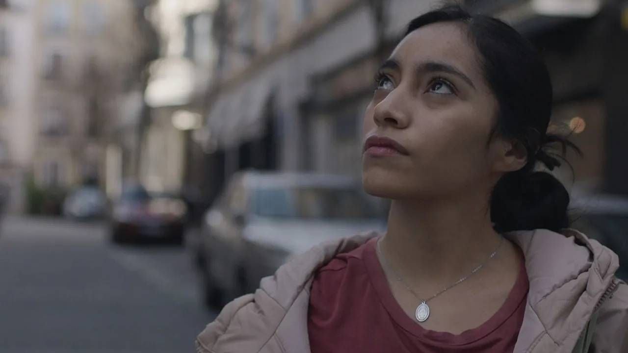 Anna Díaz como Lucila en 'Ceniza en la boca'