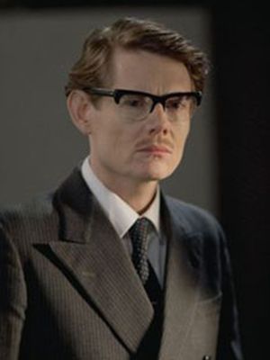 Julian Rhind-Tutt - SensaCine.com