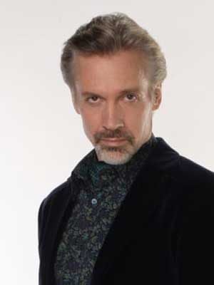 Michael Riley - SensaCine.com