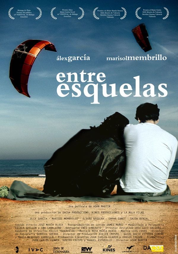 Entre esquelas - Película 2012