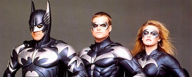 Joel Schumacher se echa toda la culpa por 'Batman y Robin' - Noticias de  cine 