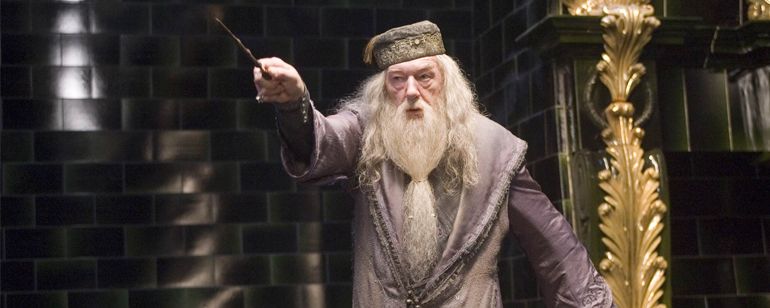Animales fantásticos y dónde encontrarlos 2': J.K. Rowling ya tiene un favorito para interpretar a Albus Dumbledore - Noticias de cine - SensaCine.com