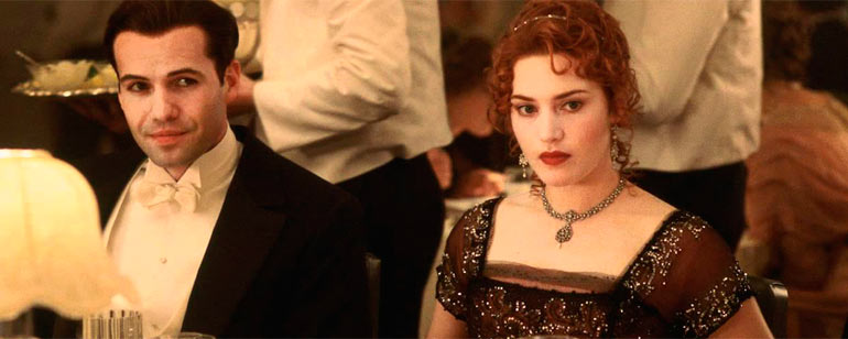 Titanic': Todo el equipo se colocó con polvo de ángel de manera accidental  - Noticias de cine 