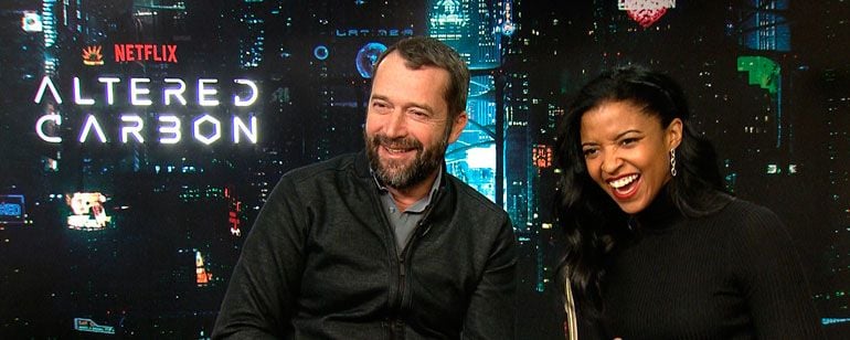james-purefoy-y-ren-e-elise-goldsberry-de-altered-carbon-cuando-la