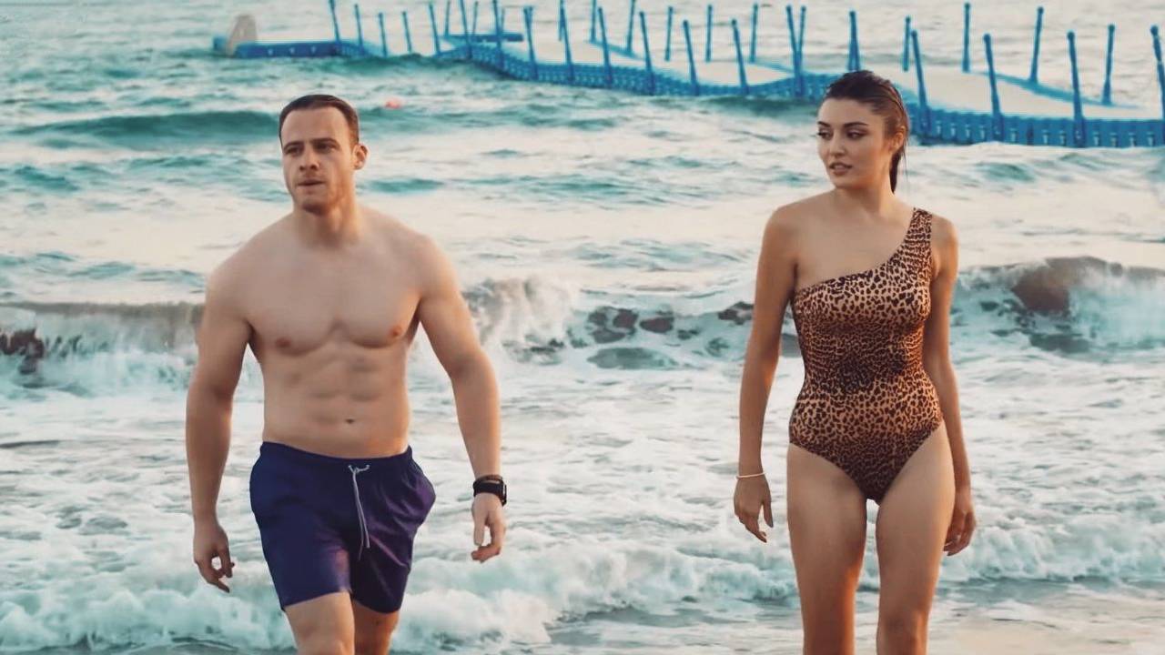 Kerem Bürsin y Hande Erçel en Maldivas? Nuevas pruebas del amor entre los protagonistas de 'Love is in the air' - Noticias de series - SensaCine.com