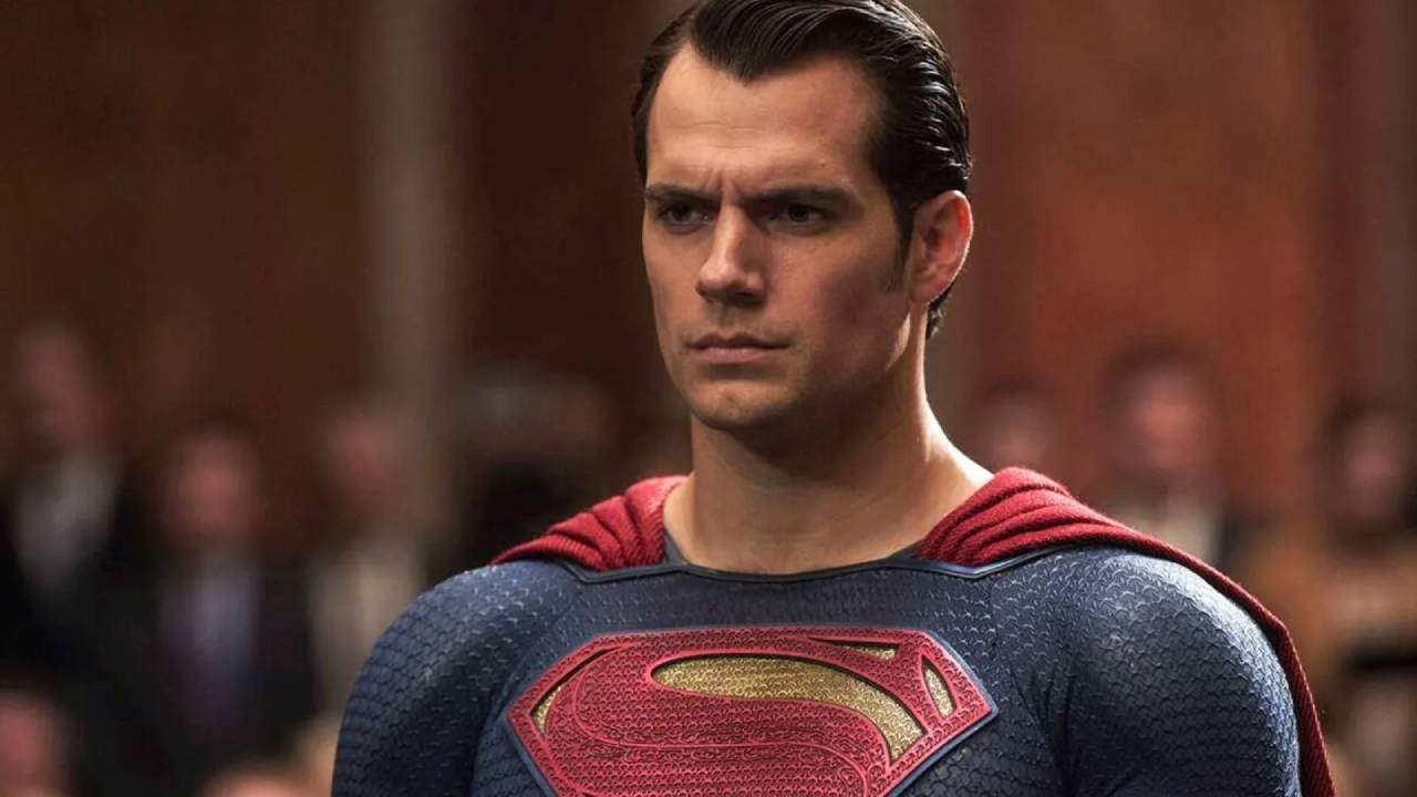 El regreso de Henry Cavill como Superman va en serio: ‘El Hombre de Acero 2’, más cerca de ser una realidad una década después