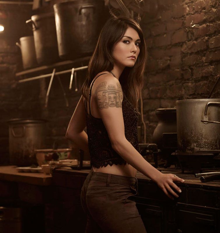Daniella Pineda Películas Y Programas De Televisión