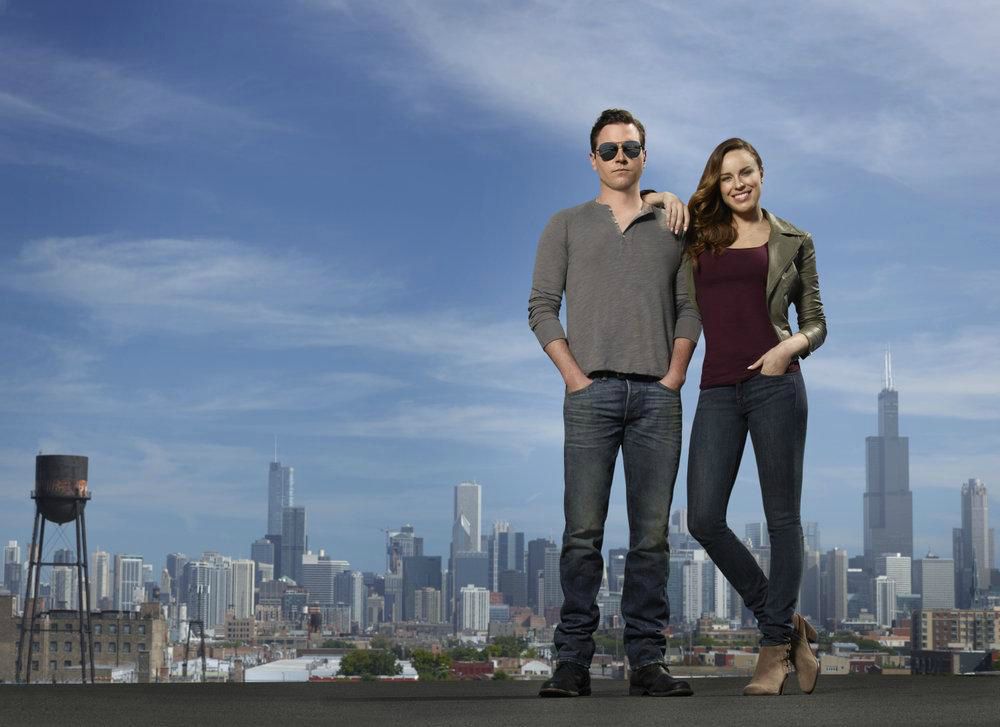 Sirens (US) Foto Jessica McNamee, Michael Mosley Foto 40 sobre 42