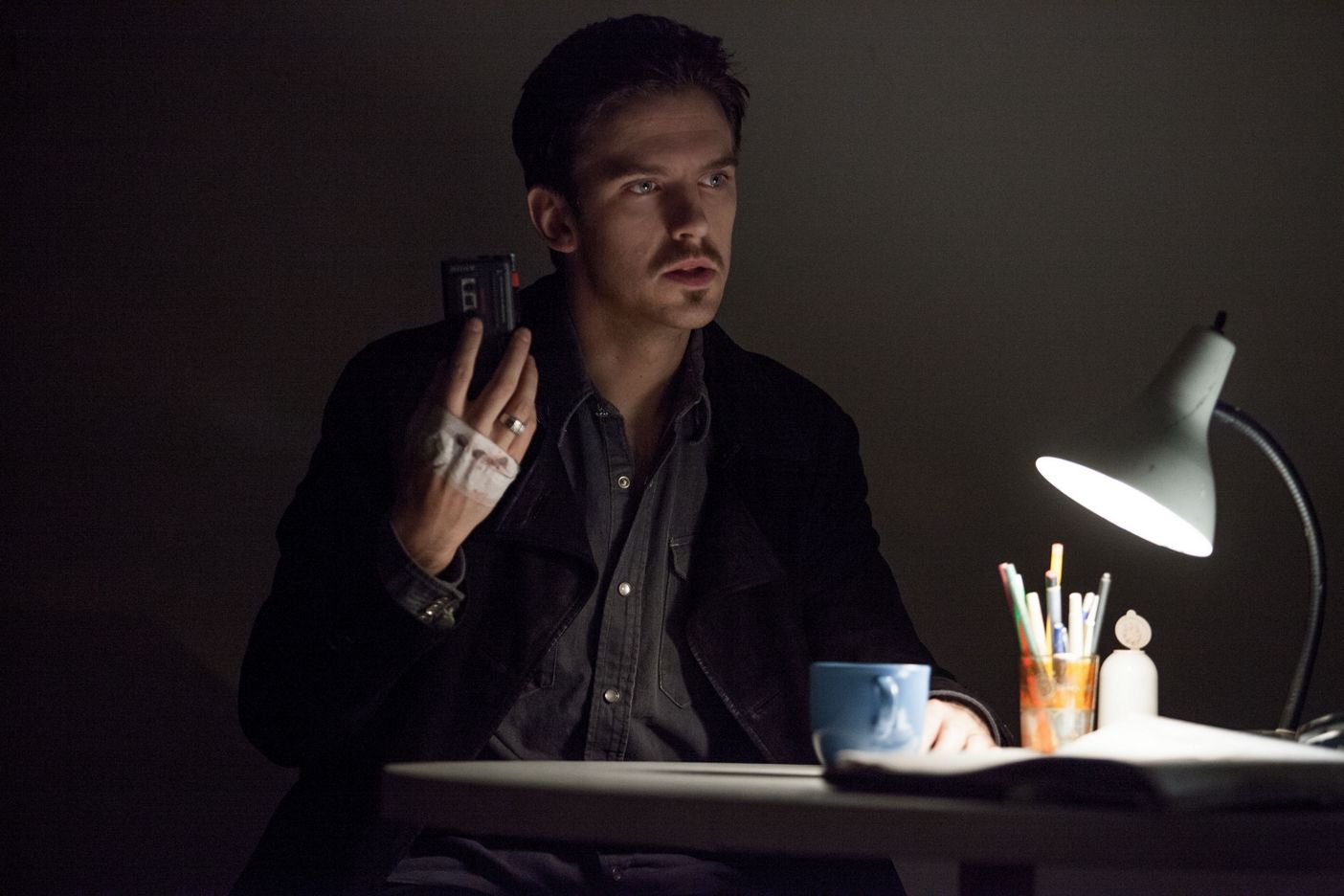 Foto de Dan Stevens Caminando entre las tumbas Foto Dan Stevens