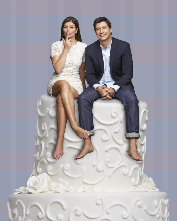 Marry Me (2014) Foto Ken Marino, Casey Wilson Foto 20 sobre 29(00)