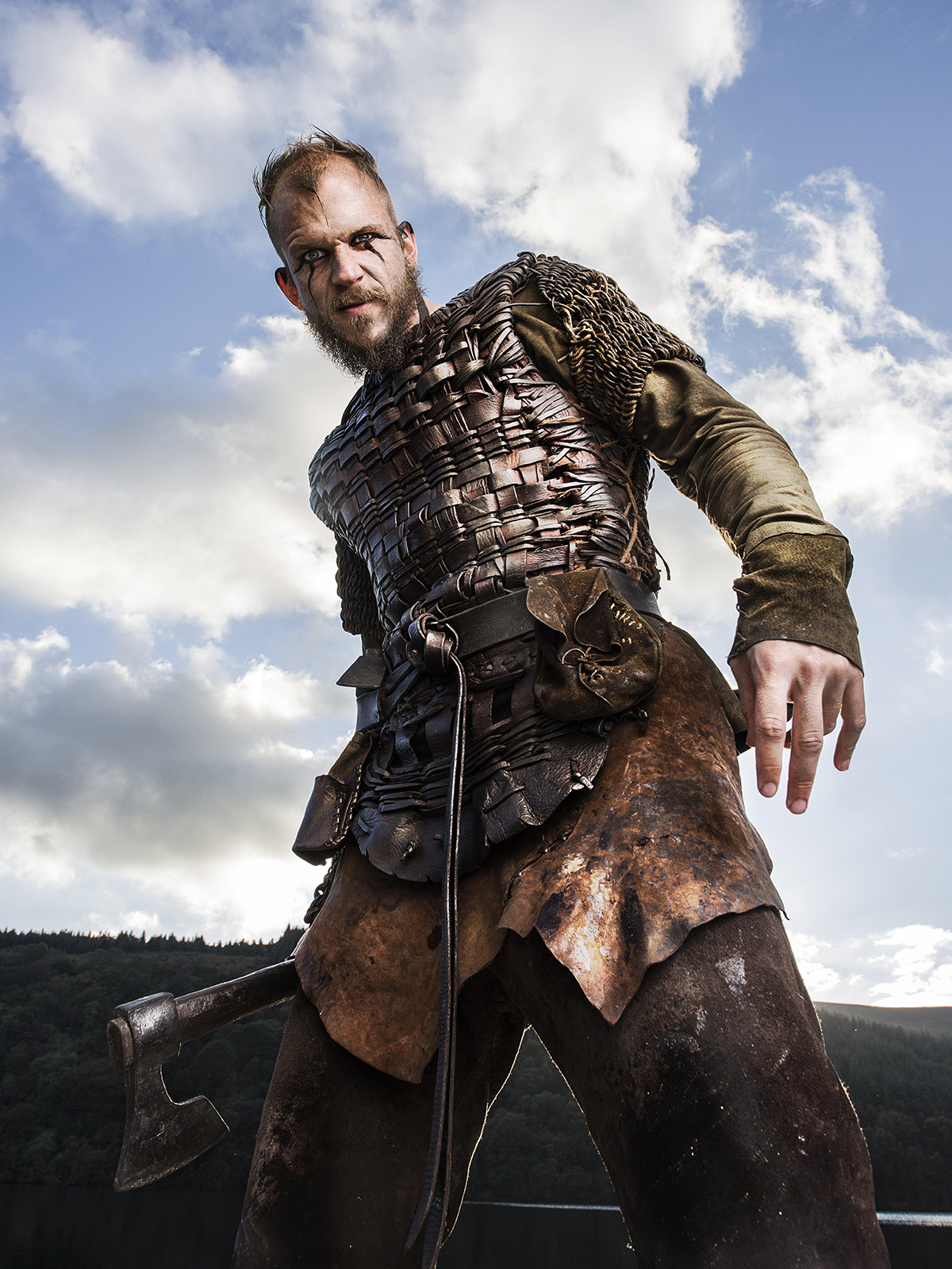 Vikingos Foto Gustaf Skarsgård Foto 286 Sobre 473 1174