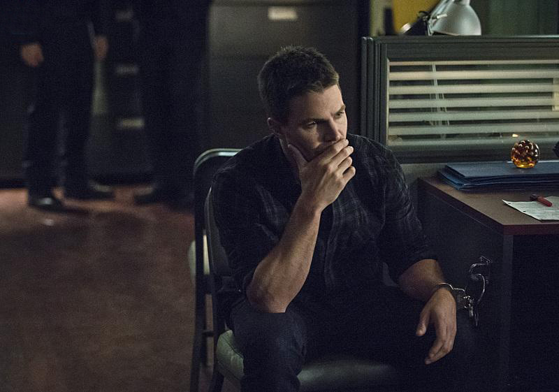 Arrow Foto Stephen Amell 577 Sobre Un Total De 1093 3134