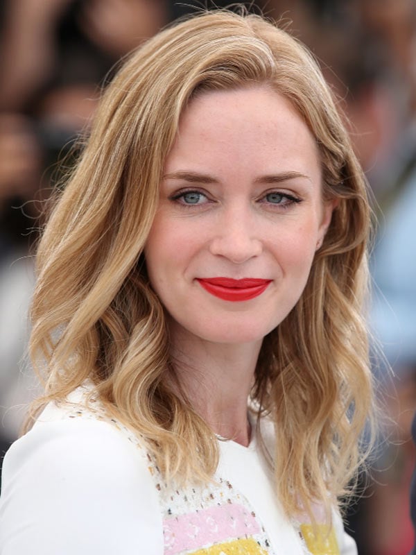 ¿Cuánto mide Emily Blunt? 233236