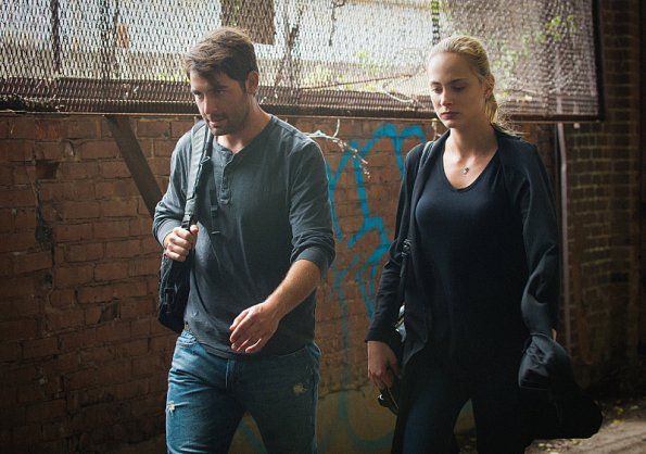 Zoo Zoo Foto Nora Arnezeder James Wolk Foto 124 Sobre 183 