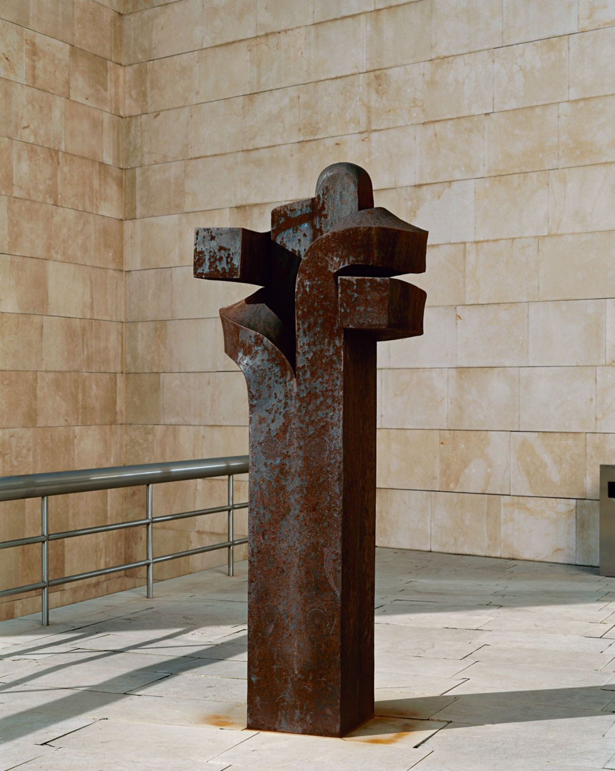Chillida: Lo profundo es el aire - Documental 2015