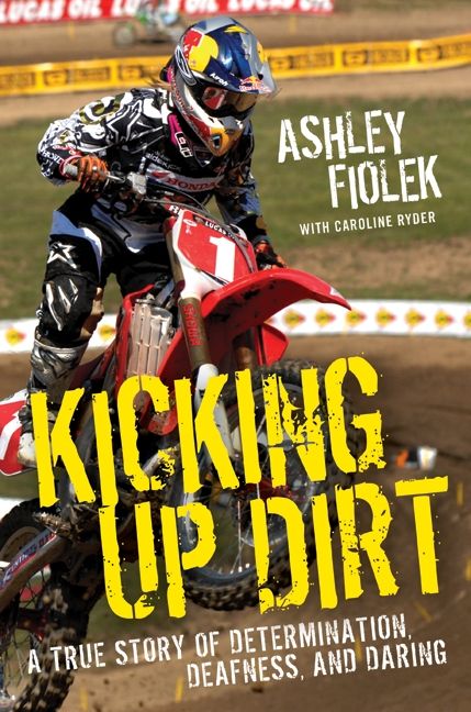Kicking Up Dirt - Película 2014