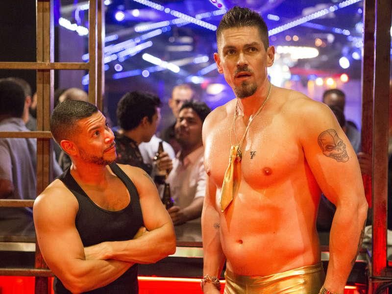 Shameless (US) Shameless (US) Foto Wilson Cruz, Steve Howey Foto 217 sobre 761