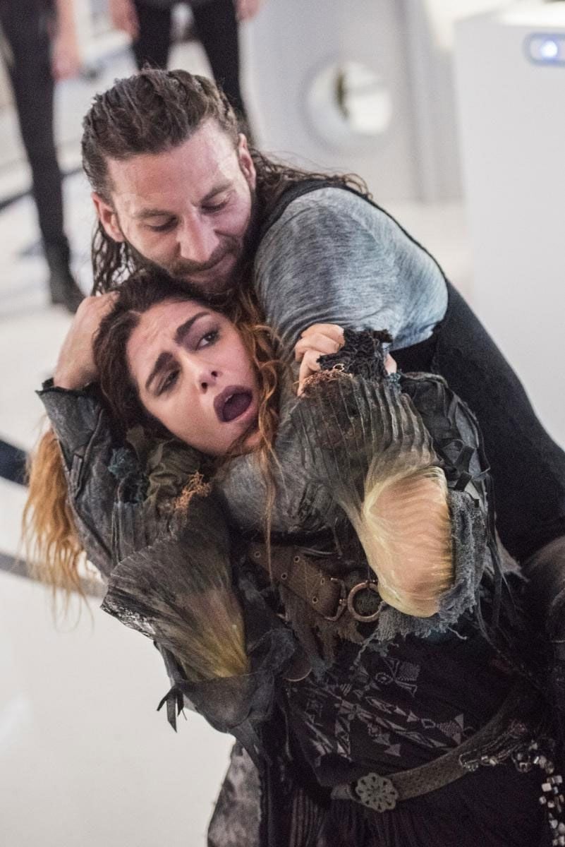 Foto de Nadia Hilker - Los 100 : Foto Zach McGowan, Nadia Hilker - Foto ...