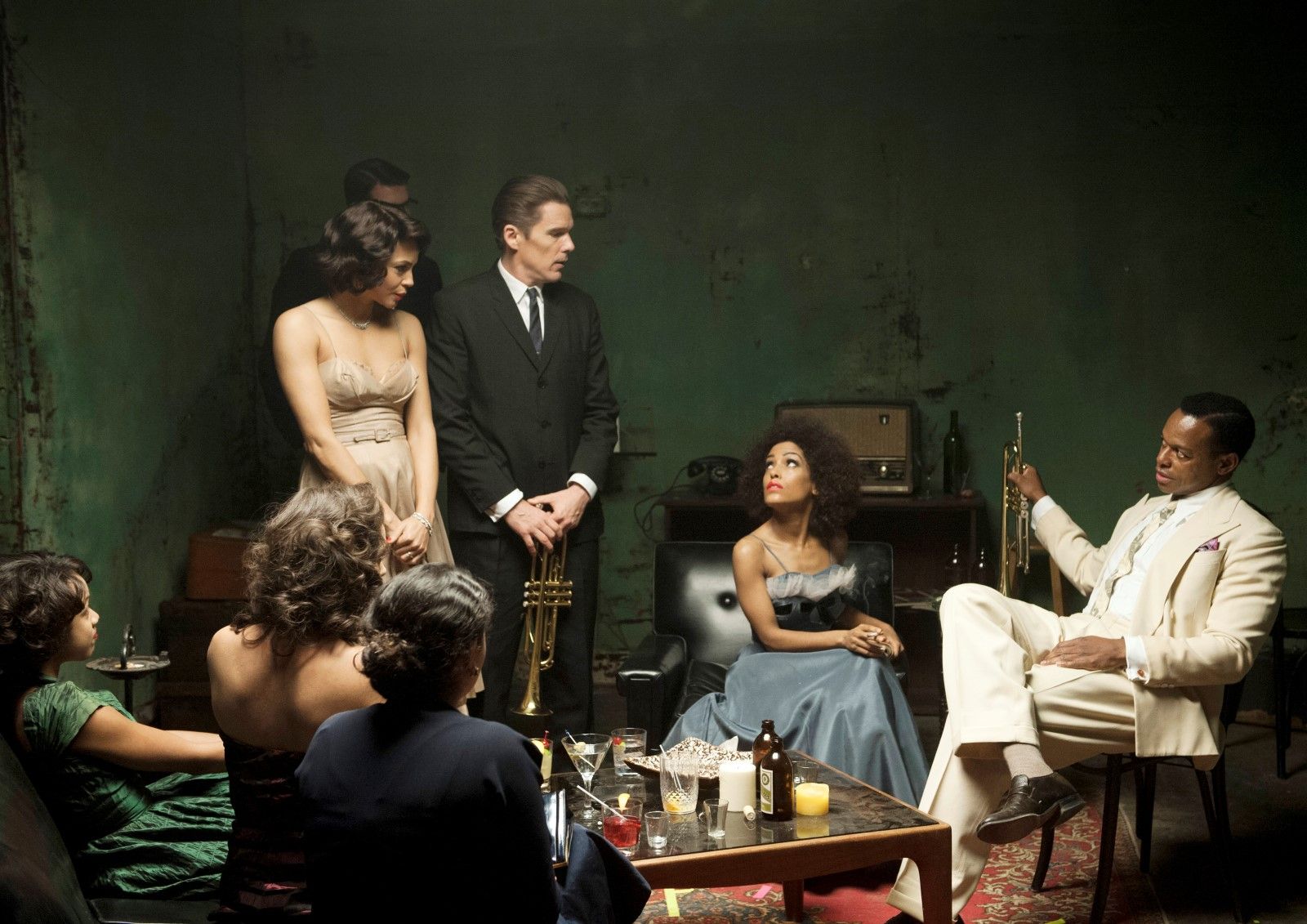 Foto de Ethan Hawke - Born To Be Blue : Foto Carmen Ejogo, Ethan Hawke -  Foto 143 de 321 - SensaCine.com