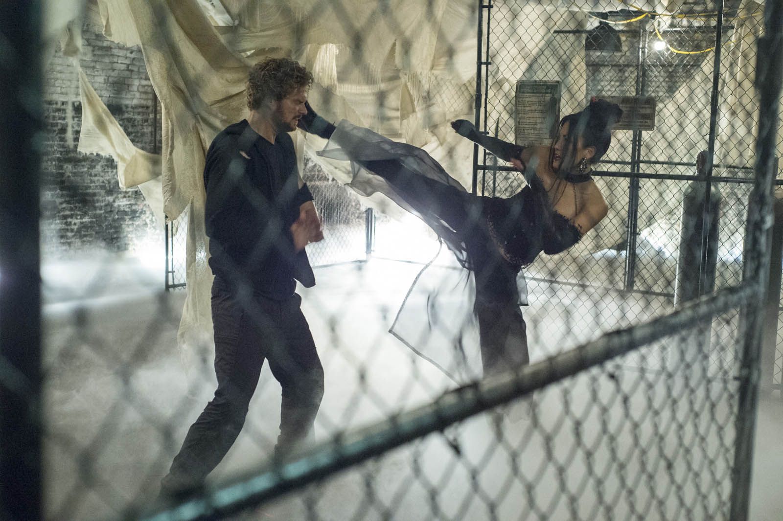 Marvel's Iron Fist Foto Finn Jones, Jane Kim 47 sobre un total de 90