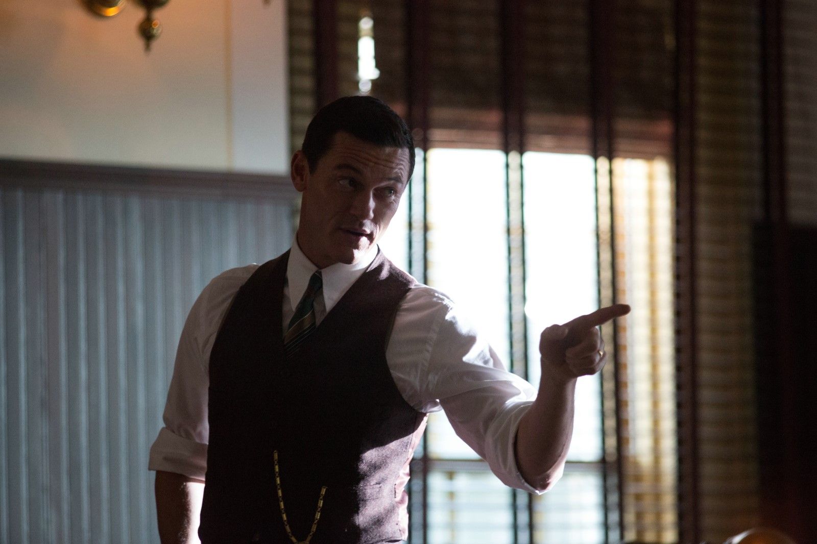 Foto de Luke Evans El profesor Marston y Wonder Women Foto Luke Evans Foto 73 de 138