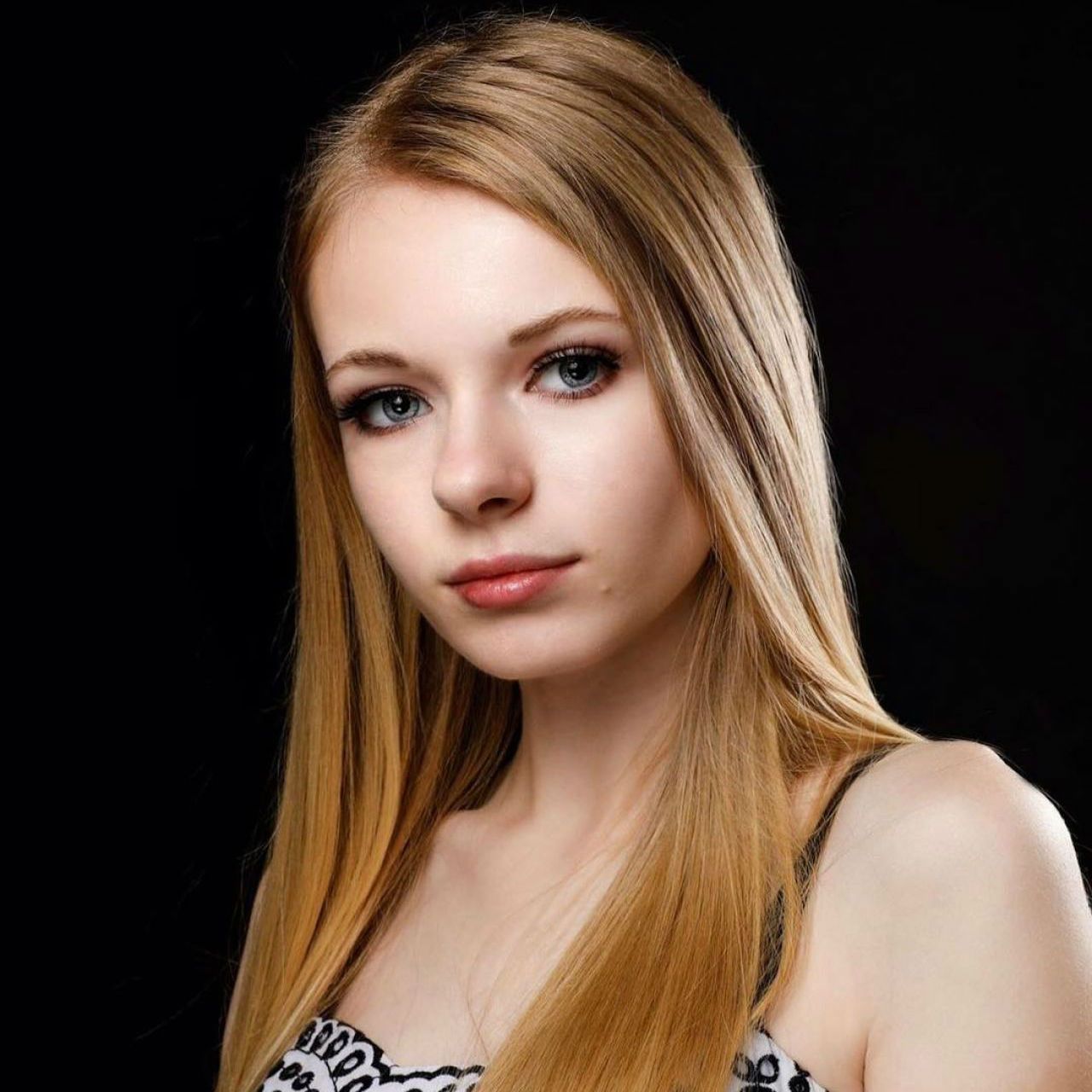 Addy miller sensacine