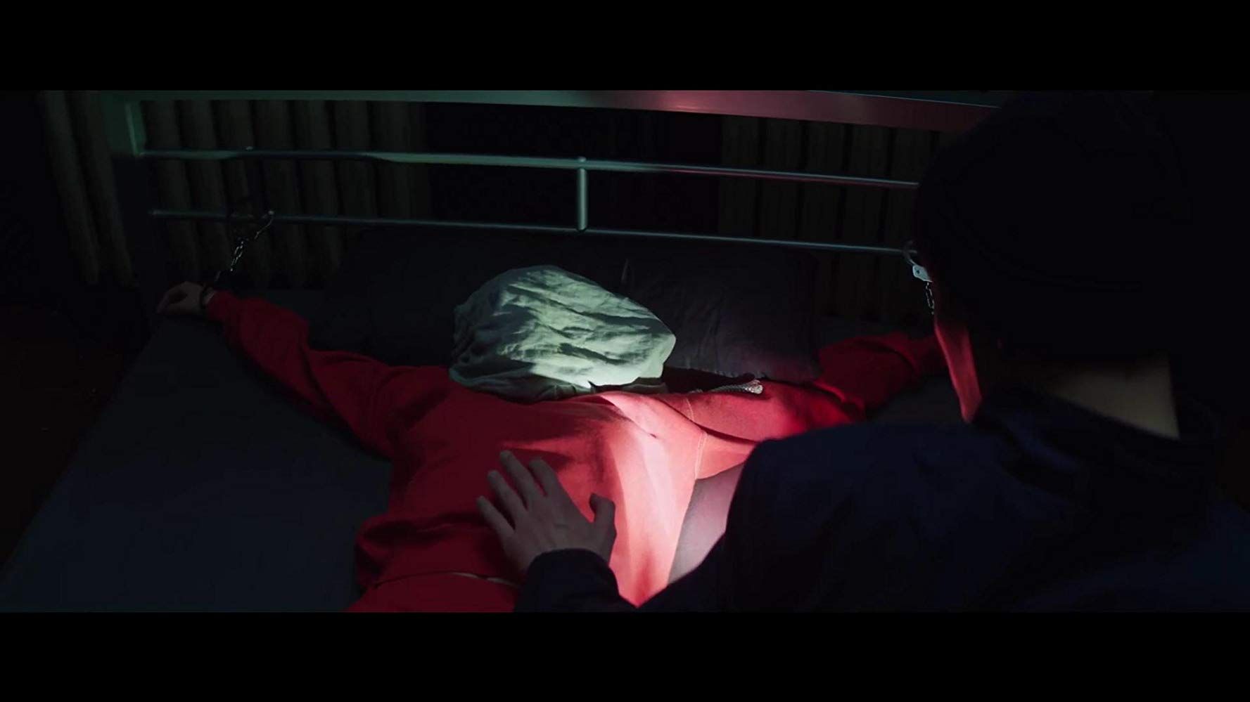 похищая стеллу / kidnapping stella (2019). похищение стеллы фильм 2019. похищение фильм 2019 люси. похищая стеллу 2019. похищая стеллу / kidnapping stella (2019).