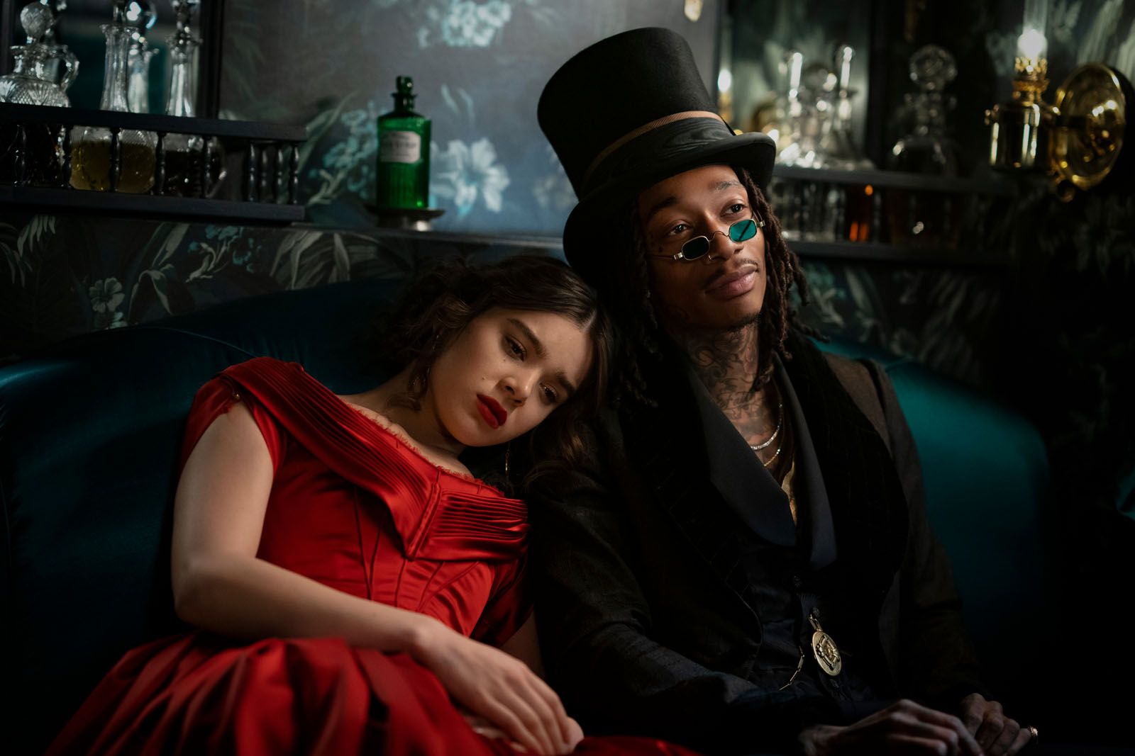 Foto de Hailee Steinfeld - Dickinson : Foto Hailee Steinfeld, Wiz Khalifa -  Foto 33 de 126 - SensaCine.com