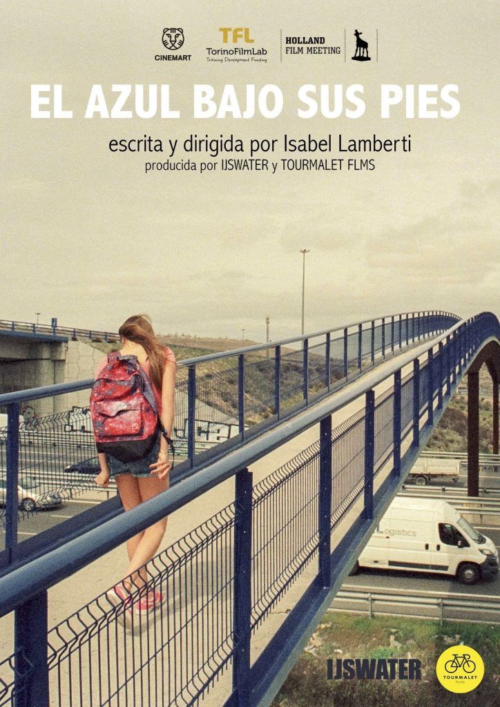 El azul bajo sus pies - Documental 2019